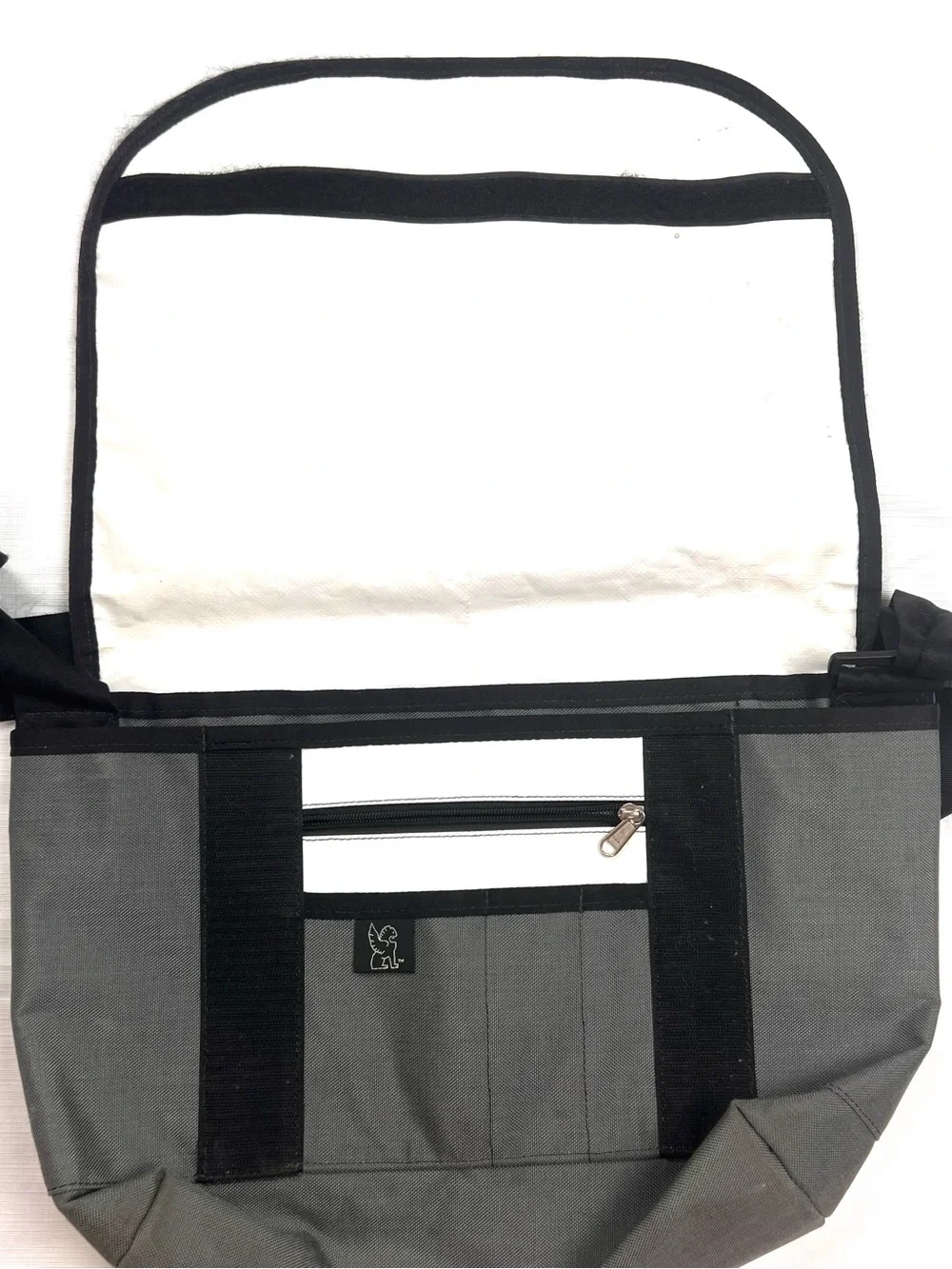 Chrome Industries Messenger Bag Gray/White